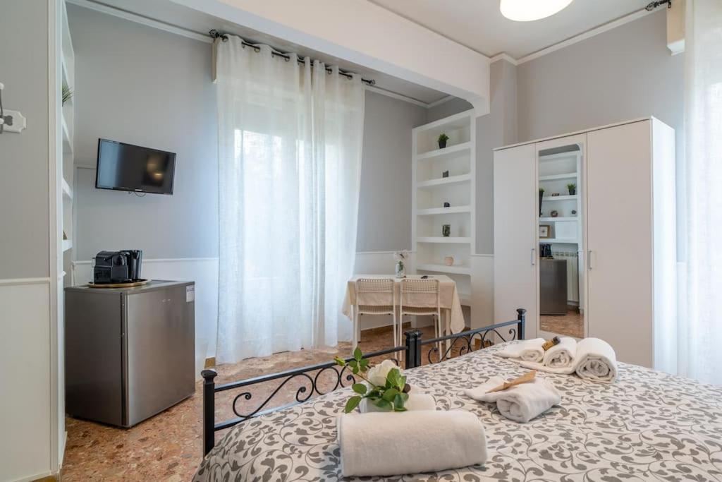Terrazze Italiane City Center - White Apartment Верона Екстериор снимка